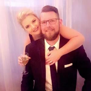 Meet your Posher, Dustin